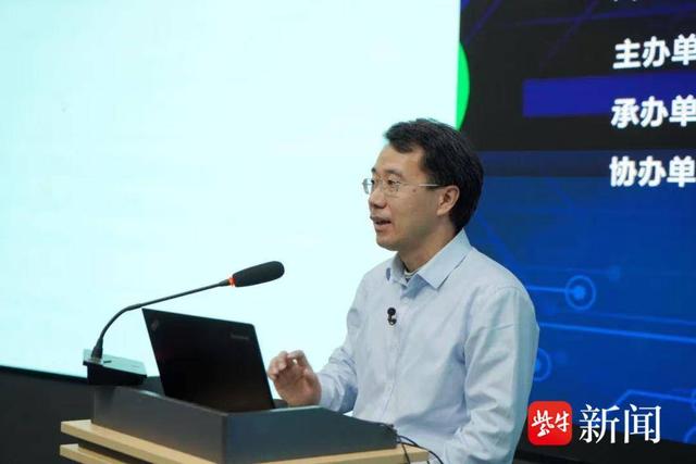 南京大学毕业证(南京大学毕业证书封面)