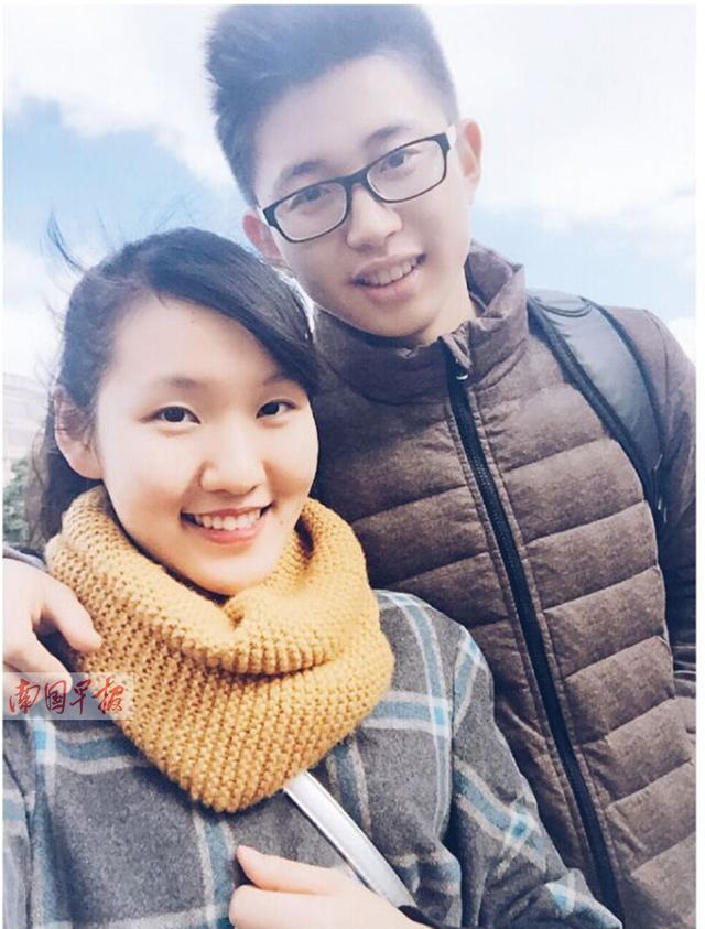 广西大学毕业证封面